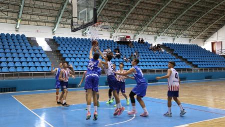 Türkiye Bulgaristan ve Sırbistan’dan 350 basketbolcu sezona Edirne’de hazırlanıyor