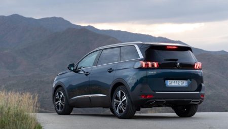 48V hibrit teknolojili Peugeot 3008 ve 5008 Türkiye’ye geldi